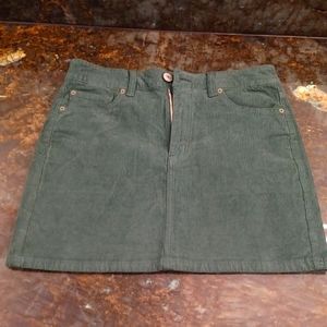 NWT AMERICAN EAGLE CORDUROY MINI SKIRT